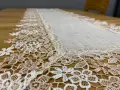Bieżnik lniany z gipiurą 40x140 cm