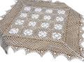 Obrus szydełkowy 95x95 cm biały