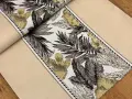 Bieżnik dekoracyjny Flora 40x180 cm beżowy z pasem liści