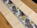 Bieżnik dekoracyjny Flora 50x100 cm beżowy z pasem liści