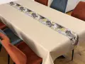 Obrus dekoracyjny Flora 130x180 cm beżowy z pasem liści