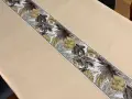 Obrus dekoracyjny Flora 140x220 cm beżowy z pasem liści