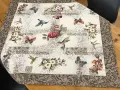 Obrus gobelinowy 100x100 cm Kolibry i Motyle