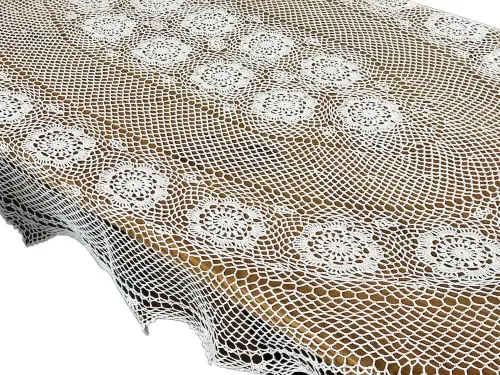 Obrus szydełkowy 140x220 cm biały owalny