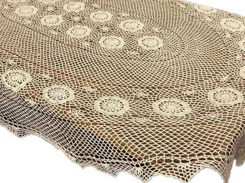 Obrus szydełkowy 140x220 cm ecru owalny