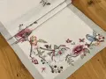Bieżnik gobelinowy 45x140 cm w kwiaty i ptaki