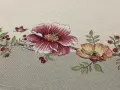 Obrus gobelinowy okrągły śr. 165 cm w kwiaty i ptaki