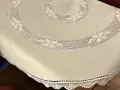 Obrus okrągły śr. 170 cm z koronką szydełkową ecru