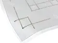 Biały obrus z lnem 85x85 cm z mereżką i haftem