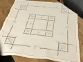 Beżowy obrus z lnem 85x85 cm z mereżką i haftem