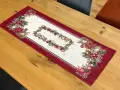Bieżnik świąteczny gobelinowy 40x100 cm czerwony w bombki